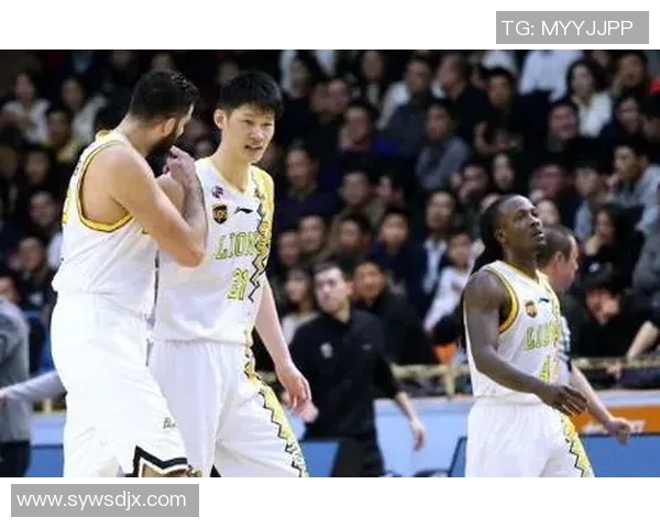 深圳网球队以74分领跑挑战赛积分榜展现强劲实力