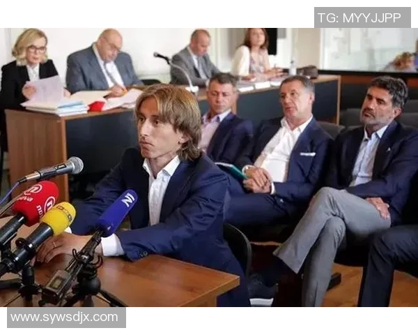 被黑的足球明星背后的故事与真相揭示了体育界的阴暗面 被黑的足球明星背后的故事与真相揭示了体育界的阴暗面